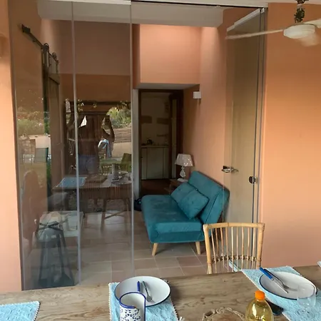 Casa Porto Luna 68 فيلاّسيمِيوس